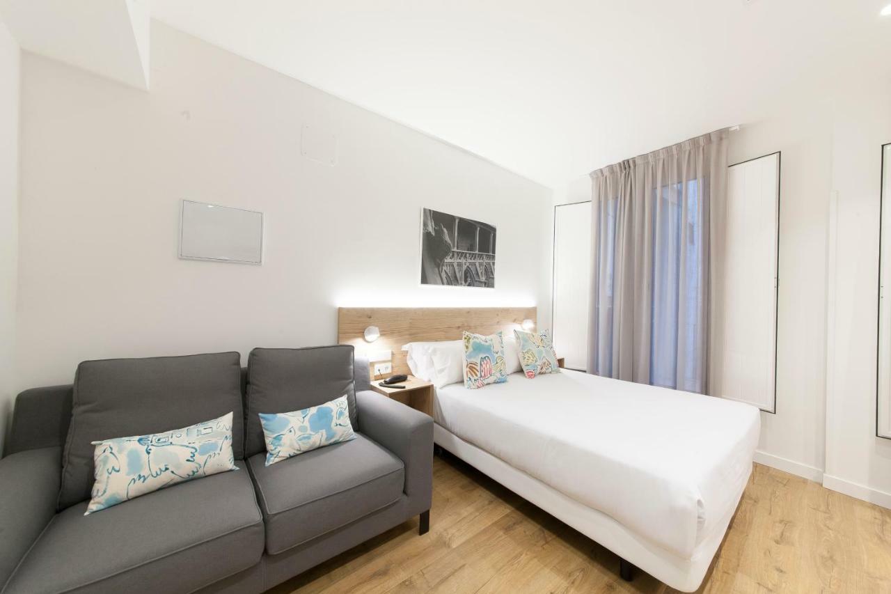 Antique Pamplona Tres Reyes Apartments Luaran gambar